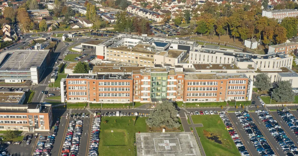 Vue aérienne hôpital Simone Veil : témoignage client G3 Concepts
